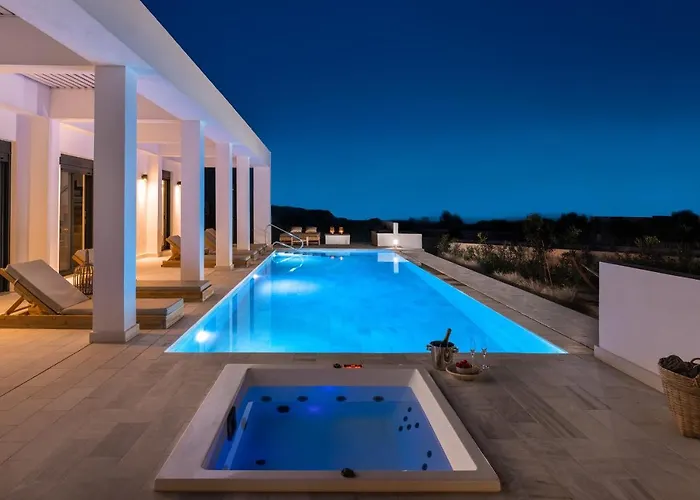 Seastar Large Pool & Jacuzzi Retreat Lakhania