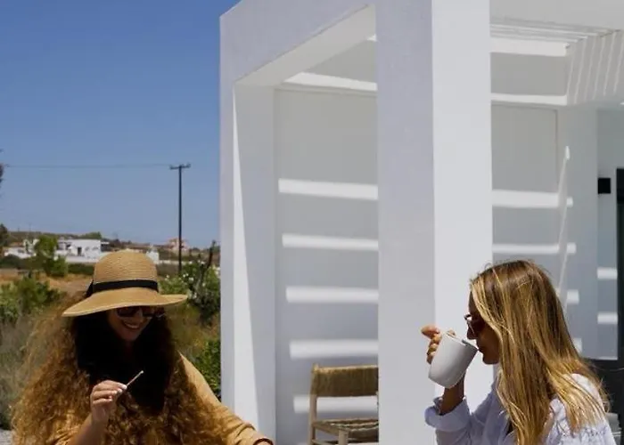 Seastar Large Pool & Jacuzzi Retreat * Lakhania